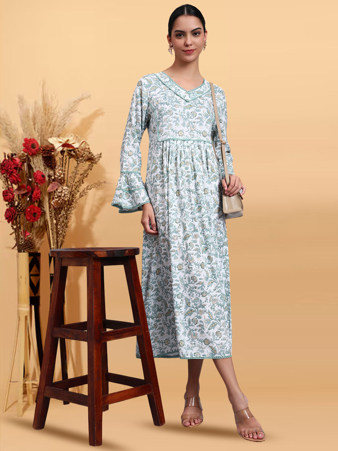 Women Floral Printed Rayon Jalabiya with Flared Sleeves & V-Neckline-AL4011 Green