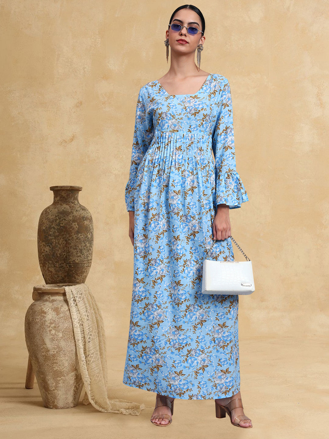 Women Green Floral Printed Cotton Jalabiya with Flared Sleeves & Round Neckline-AL4045 Denimblue