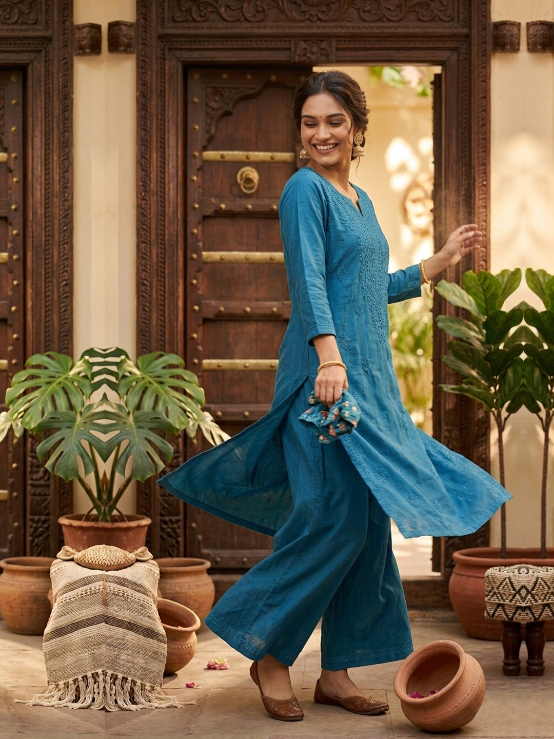 Women Hand Embroidered Chikankari Muslin Kurta Set-AL4115KS