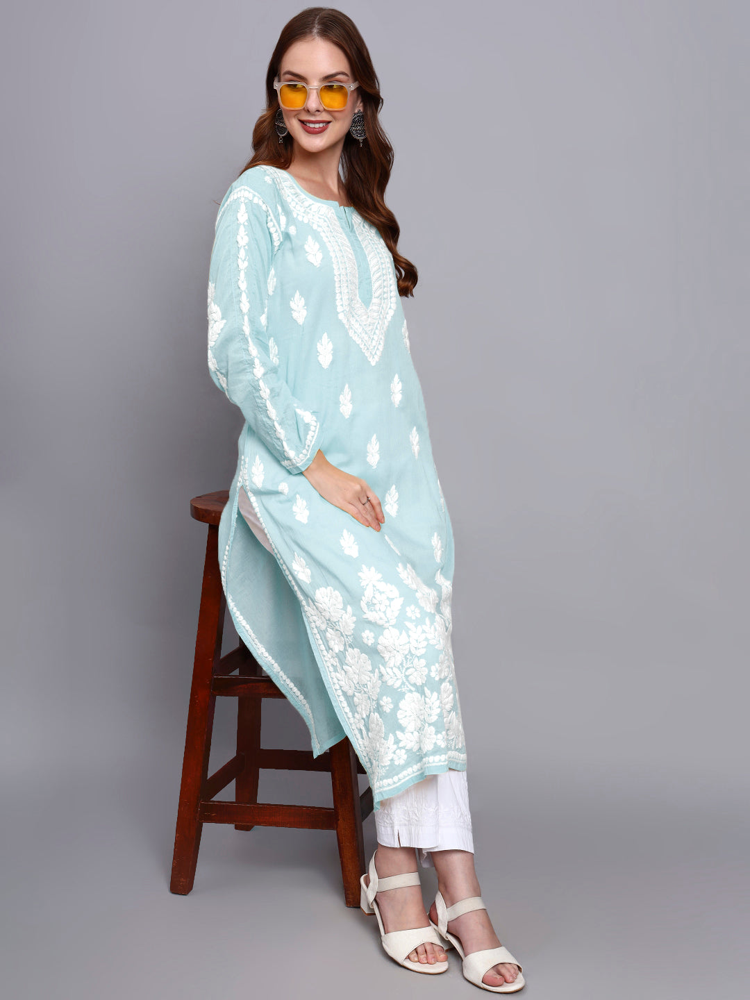 Women Hand Embroidered Chikankari Mulmul Kurti -AL3723 Seagreen