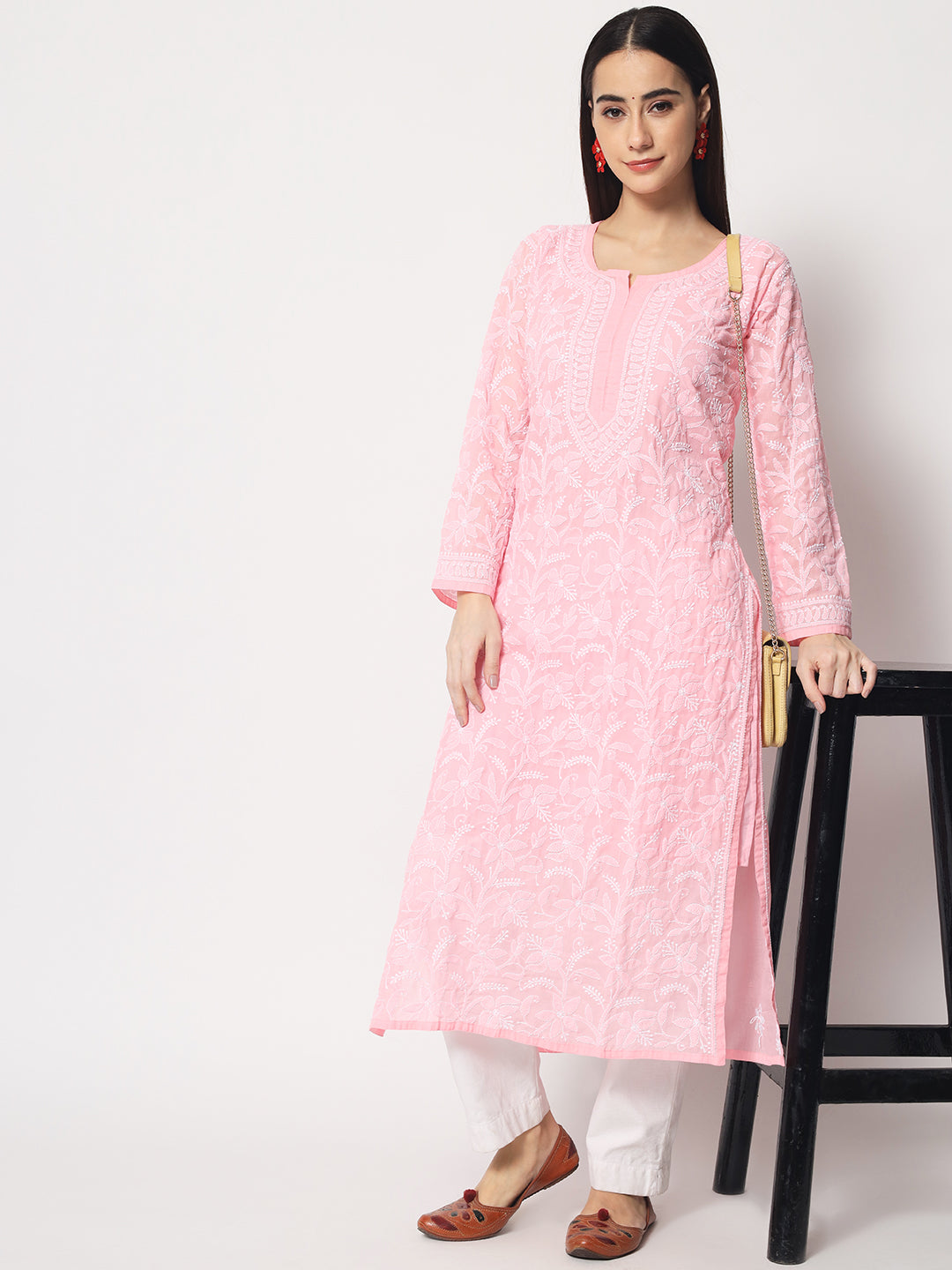 Women Hand Embroidered Chikankari Cotton Straight Kurta- AL3592 Pink