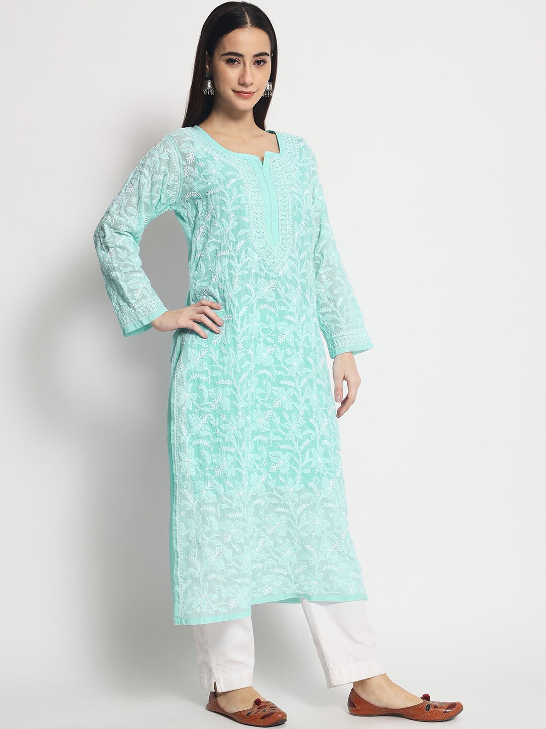 Women Hand Embroidered Chikankari Cotton Straight Kurta- AL3592 Lavender