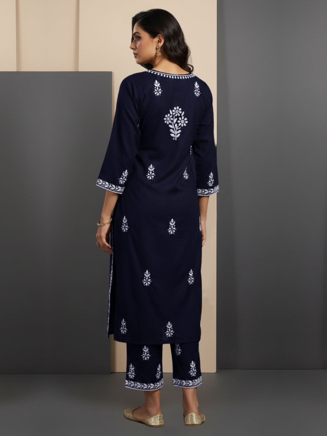 Women Hand Embroidered Chikankari Cotton Kurta Set-AL4107KS New