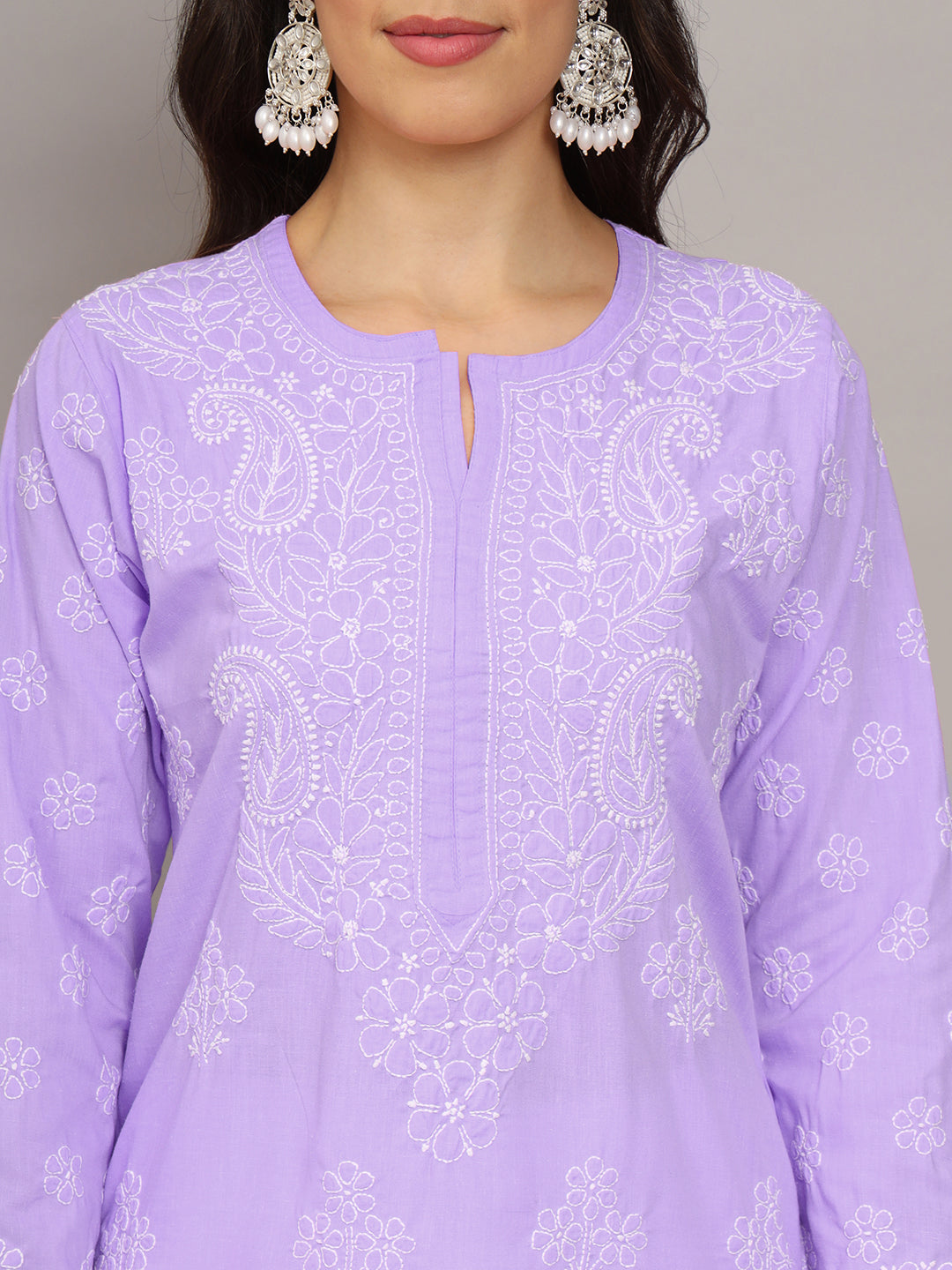 Women Hand Embroidered Chikankari Cotton Kurta-AL4043 Lavender