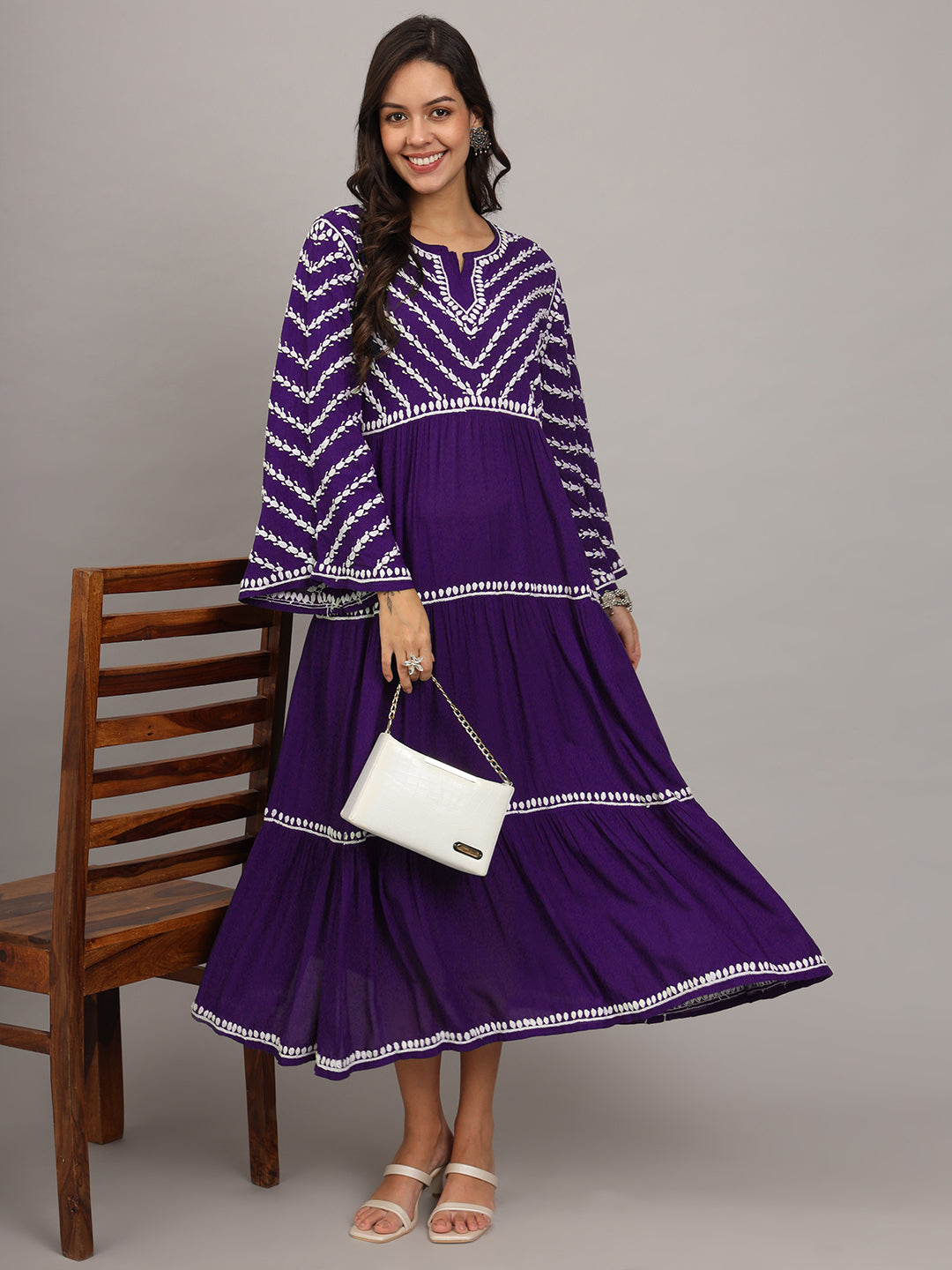 Hand Embroidered Chikankari Modal Jalabiya-AL4015