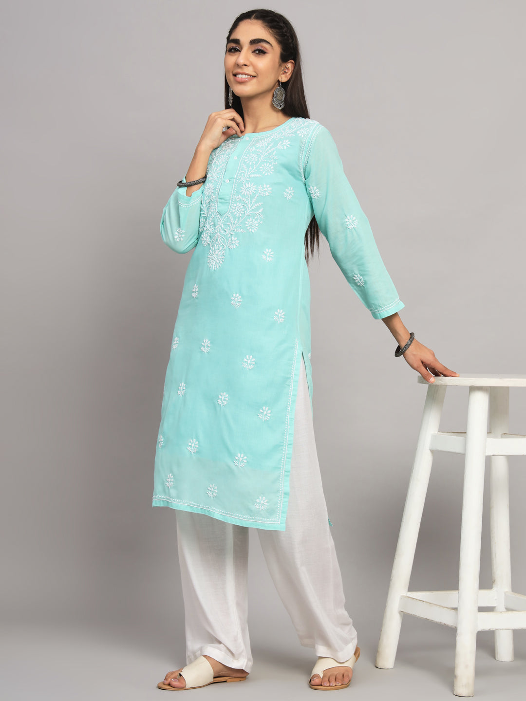 Hand Embroidered Chikankari Cotton Straight Kurta -ALNTV115 Lightgreen