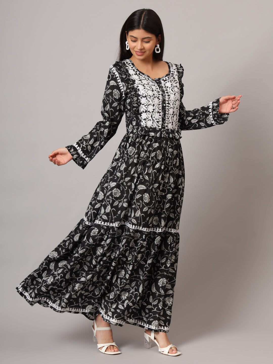 Hand Embroidered Chikankari A-Line Gathering Pattern Mulmul Cotton Jalabiya-AL3941 Black