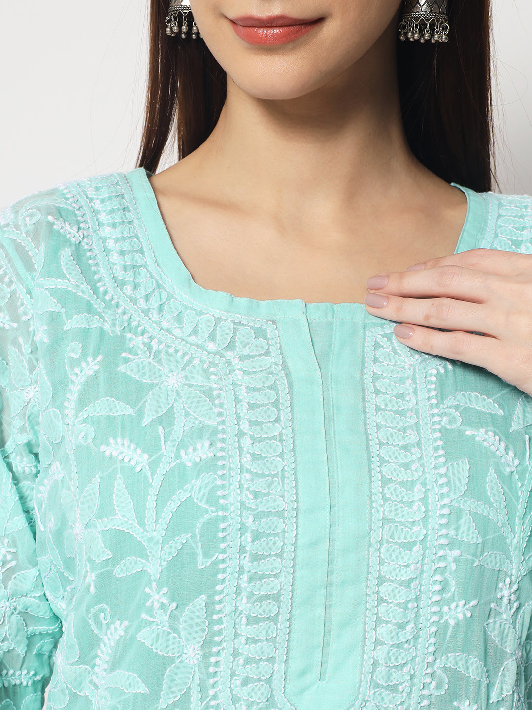 Women Hand Embroidered Chikankari Cotton Straight Kurta- AL3592 Lavender