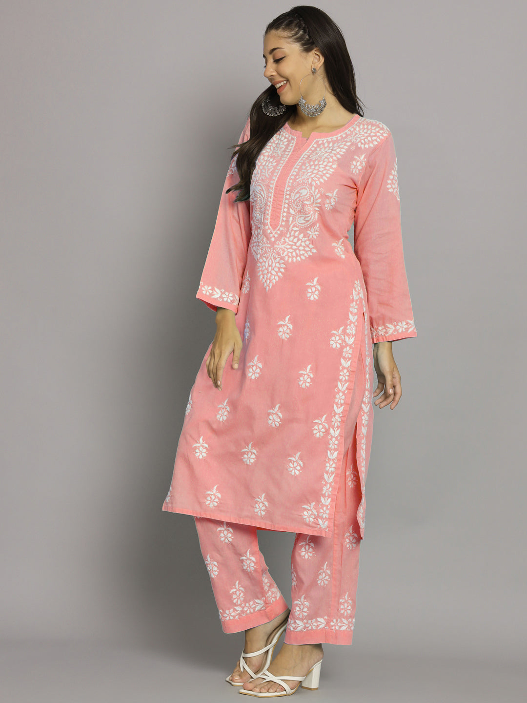 Women Hand Embroidered Chikankari Cotton Kurta Set-AL3674KS Peach