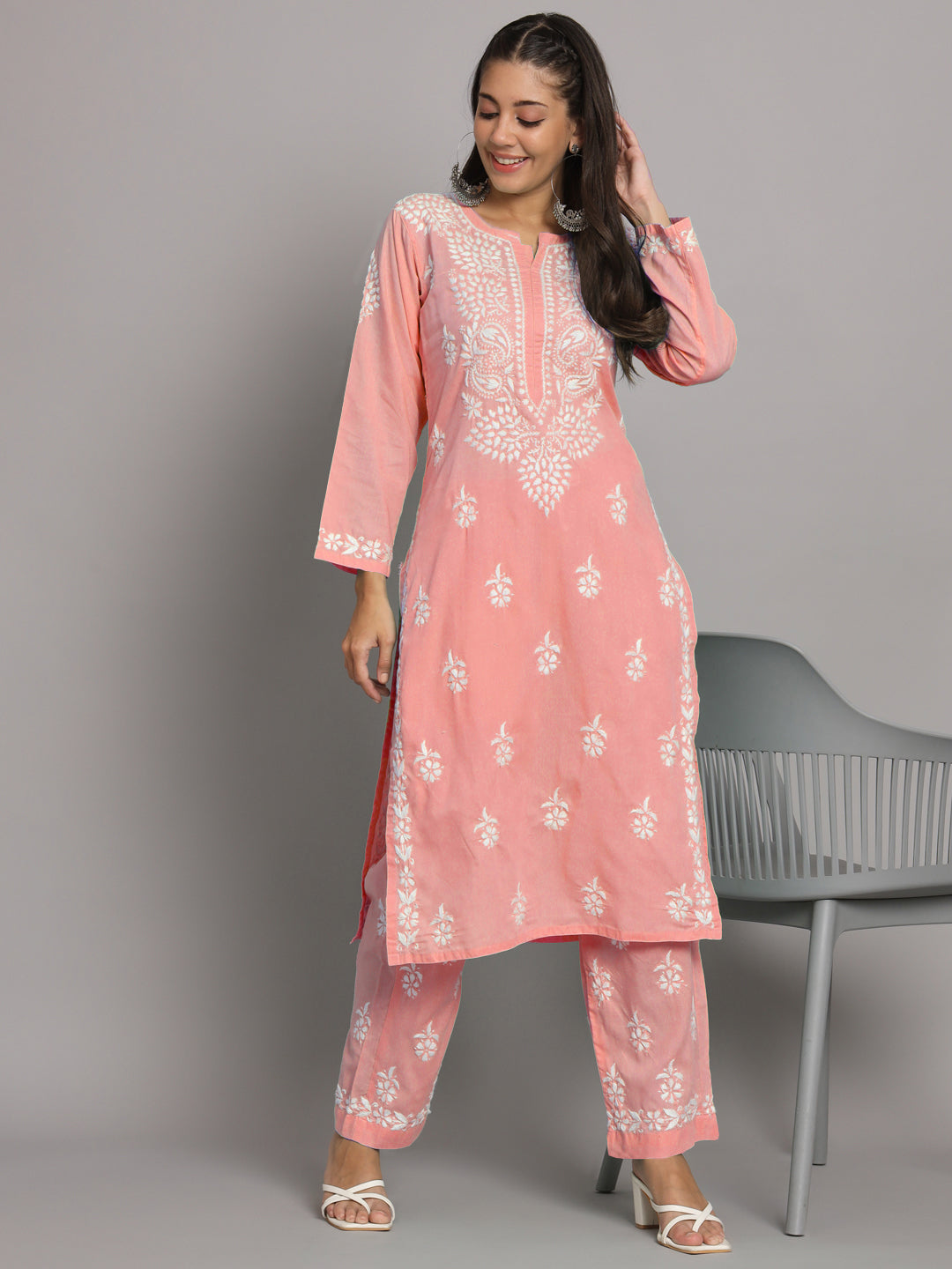 Women Hand Embroidered Chikankari Cotton Kurta Set-AL3674KS Peach