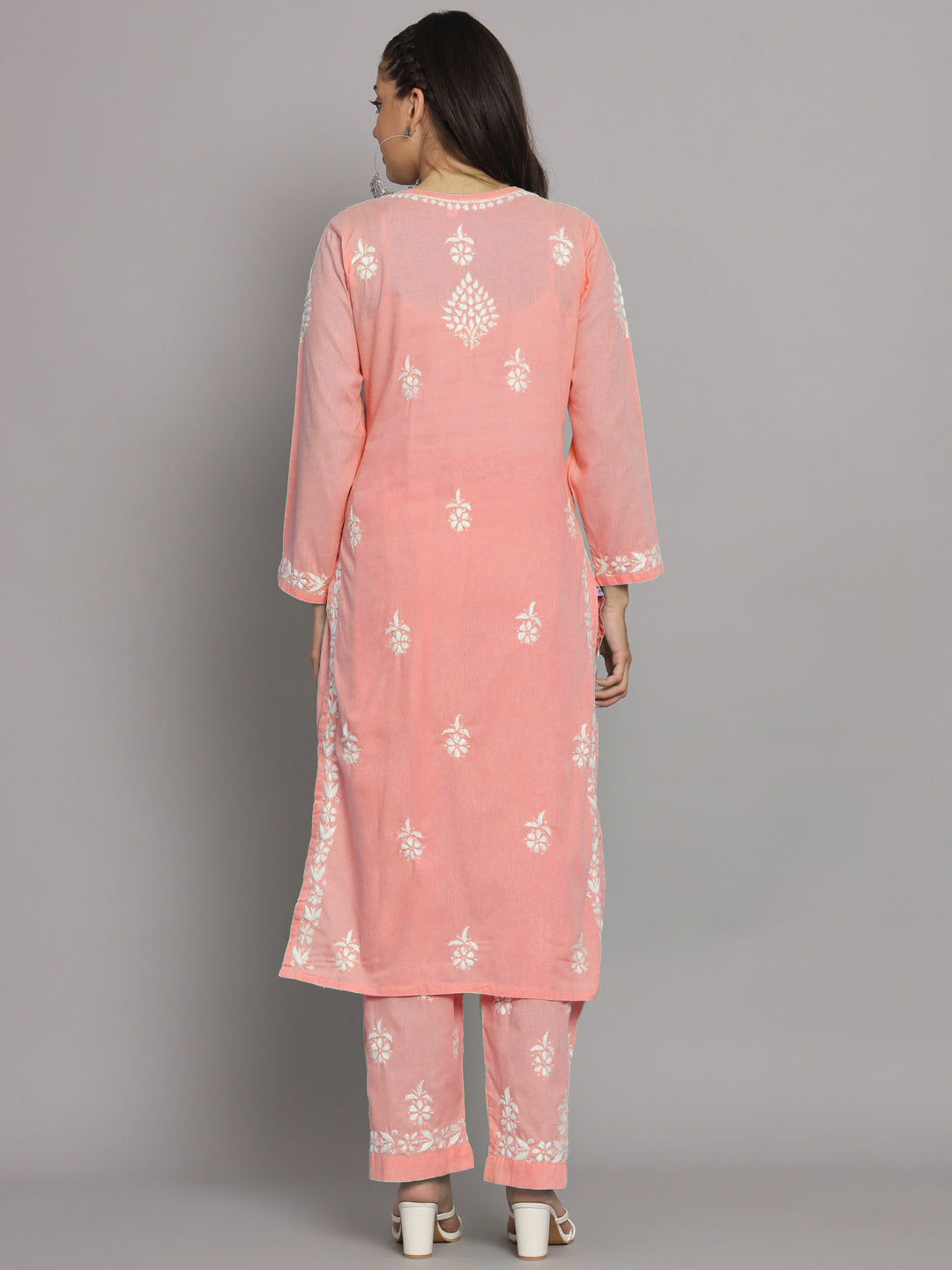 Women Hand Embroidered Chikankari Cotton Kurta Set-AL3674KS Peach