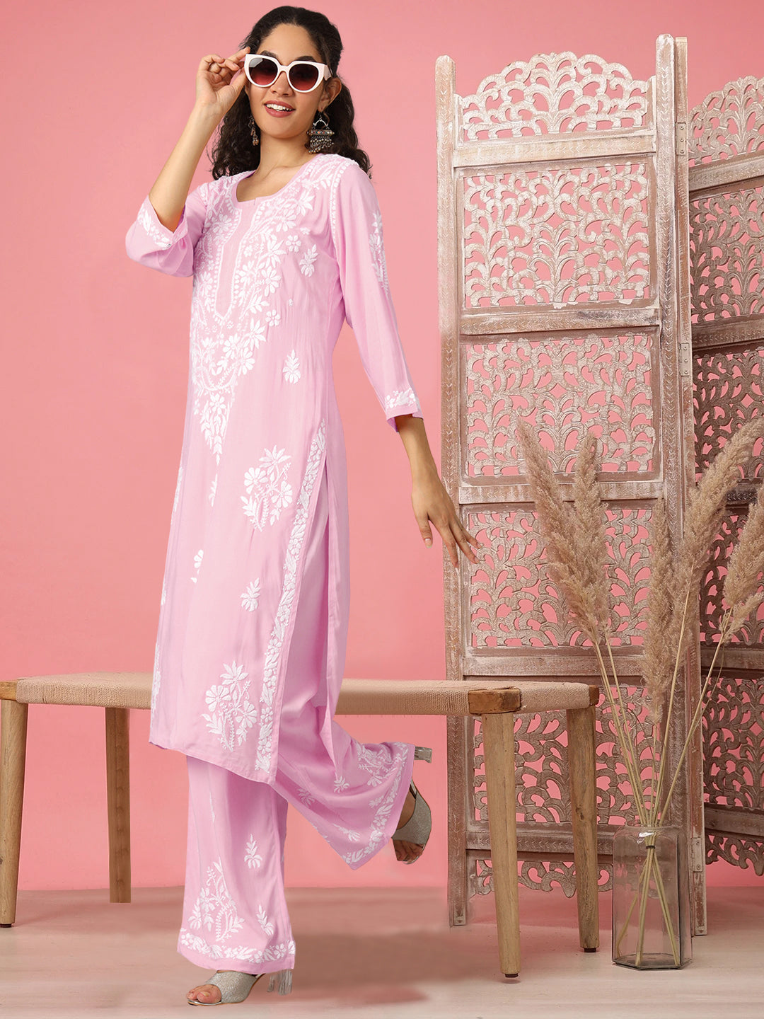 Women Hand Embroidered Chikankari Modal Kurta Set-AL3600KS Pink