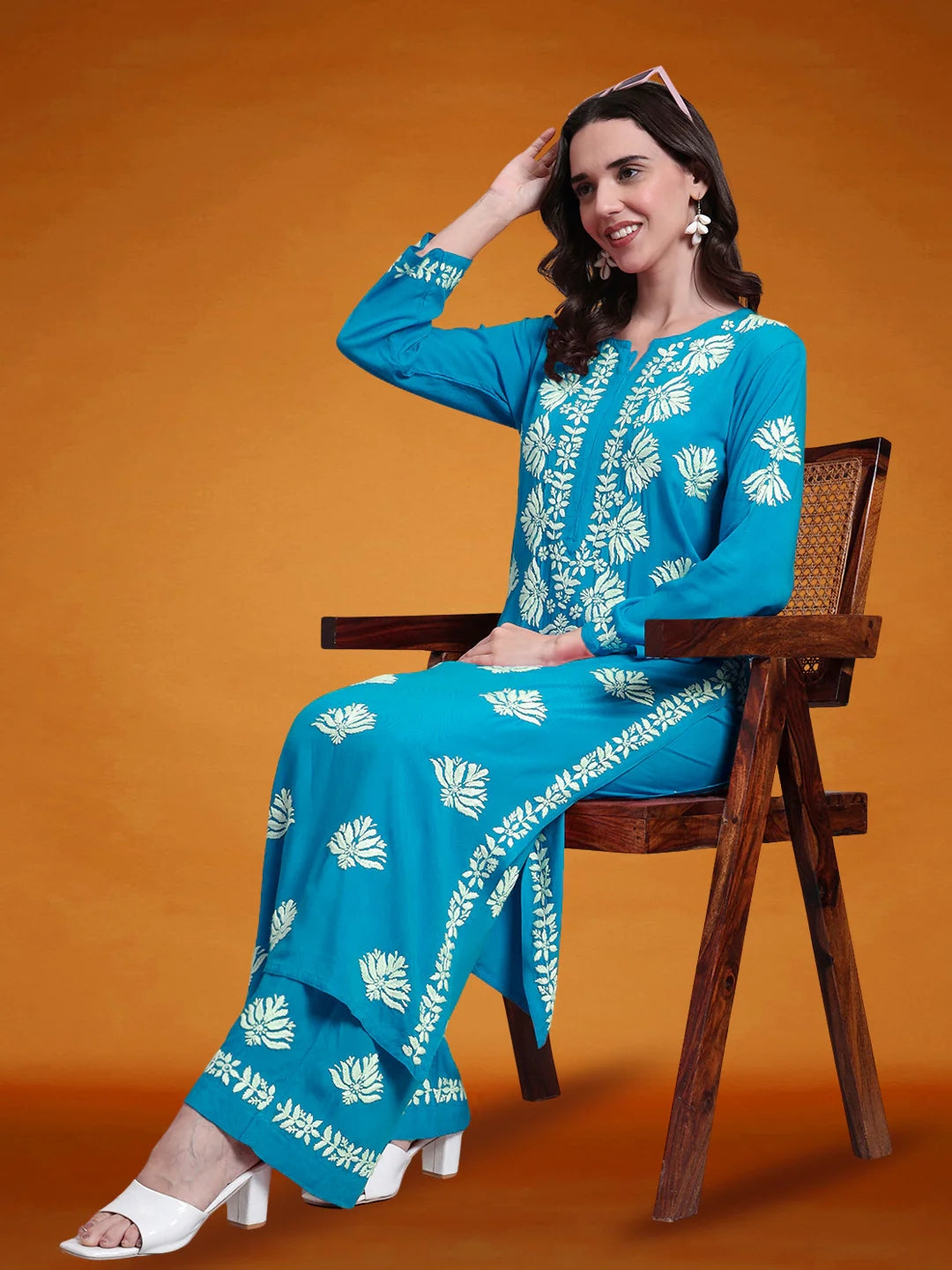 Women Hand Embroidered Chikankari Rayon Kurta Set-AL4084KS Teal