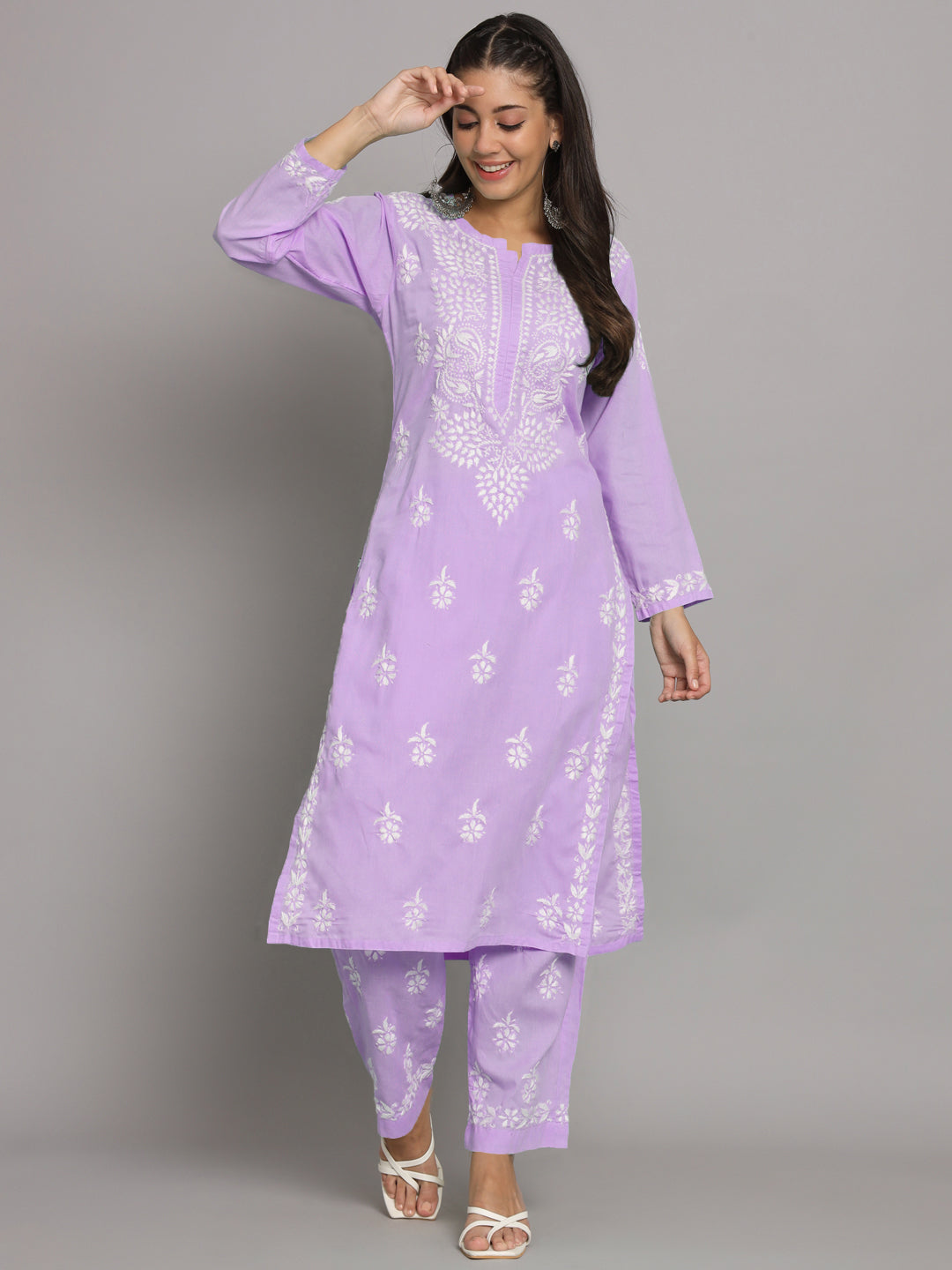 Women Hand Embroidered Chikankari Cotton Kurta Set-AL3674KS Lavender