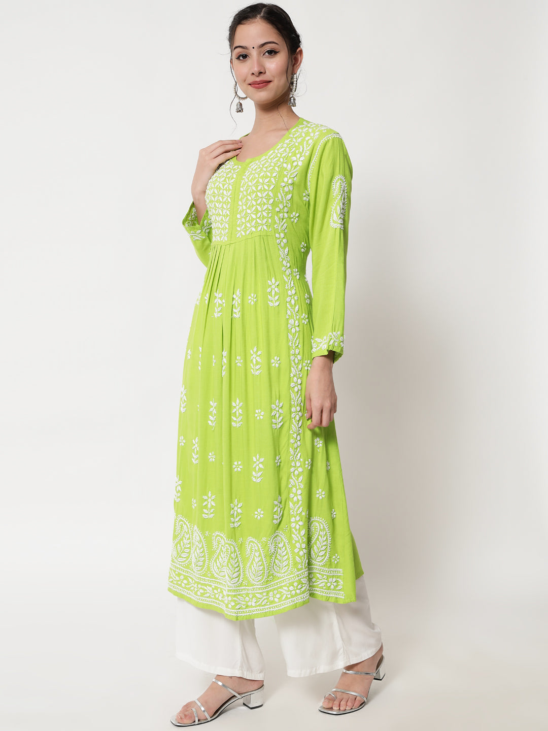 Women Hand Embroidered Chikankari Rayon Kurta-AL3549 Green