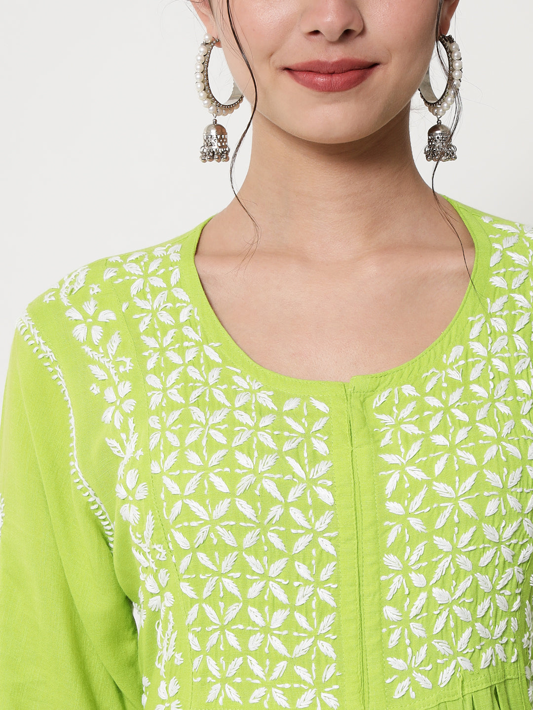 Women Hand Embroidered Chikankari Rayon Kurta-AL3549 Green
