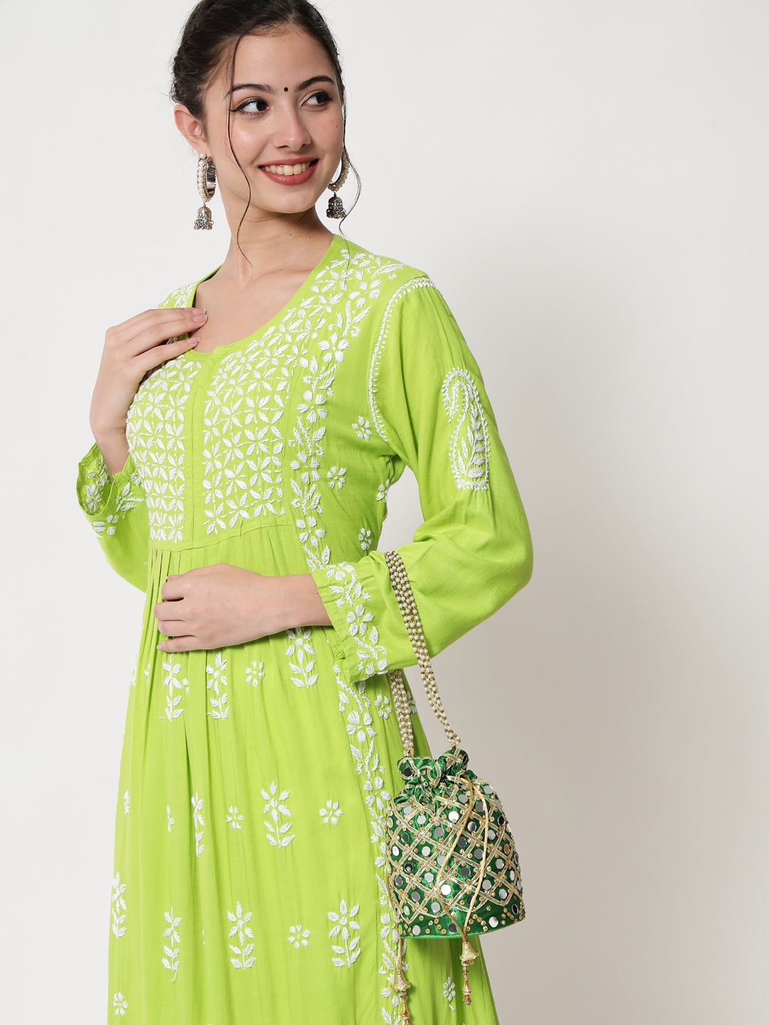 Women Hand Embroidered Chikankari Rayon Kurta-AL3549 Green