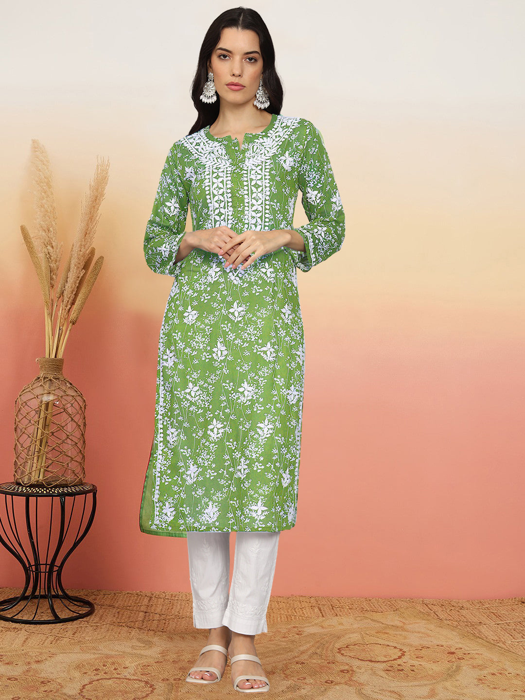 Women Hand Embroidered Chikankari Mulmul Cotton Printed Kurta-AL4041 Green