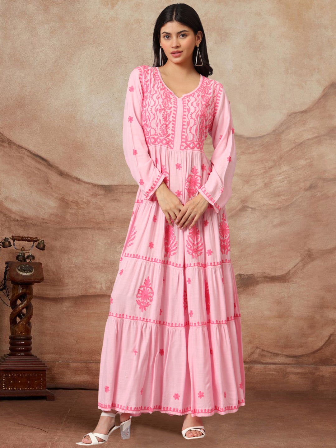 Hand Embroidered Lucknowi Chikankari Rayon Jalabiya-AL3935 Pink