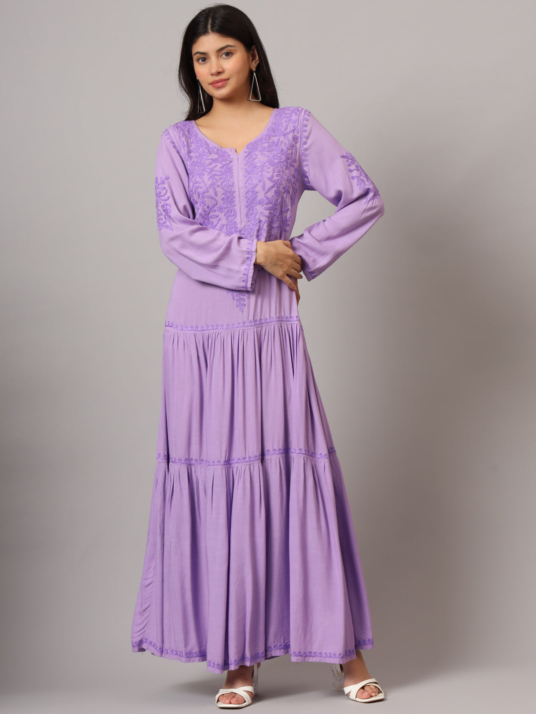 Hand Embroidered Lucknowi Chikankari Cotton Jalabiya-AL3942 Mauve