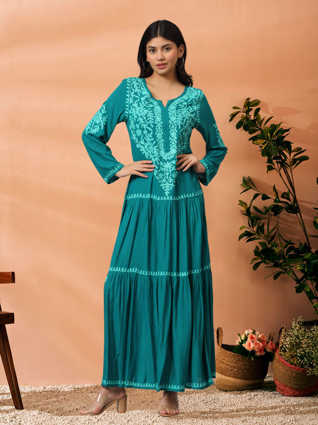 Hand Embroidered Lucknowi Chikankari Cotton Jalabiya-AL3942 Ramagreen