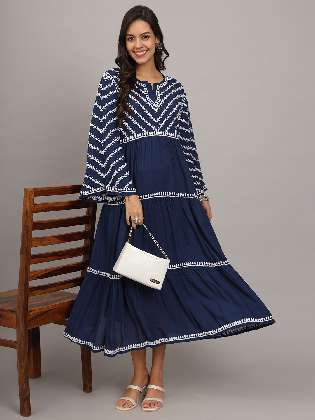 Hand Embroidered Chikankari Modal Jalabiya-AL4015 Navy