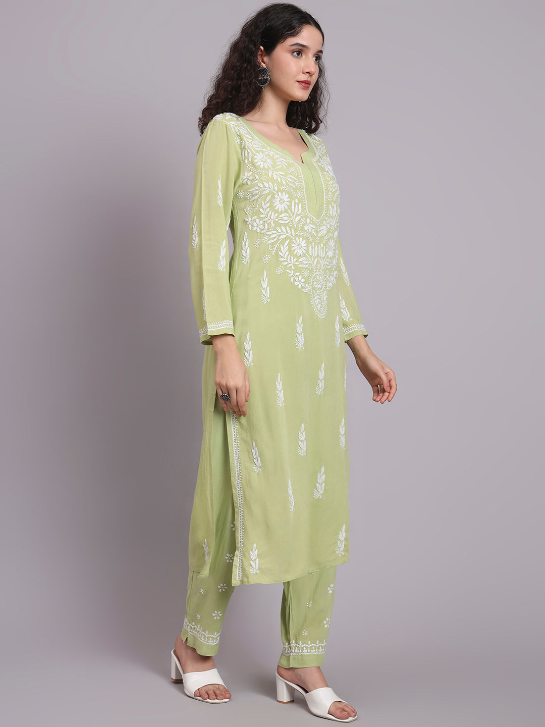 Women Hand Embroidered Chikankari Rayon Kurta set-AL3451KS Green
