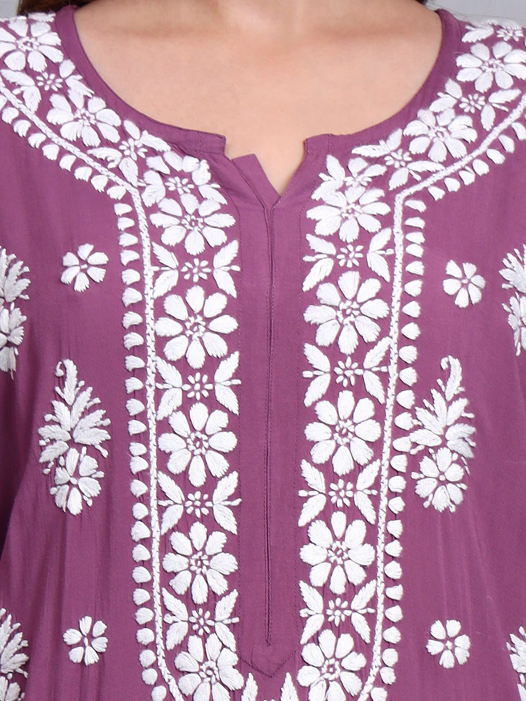 Women Hand Embroidered Chikankari Modal Straight Kurta-AL4042 Violet