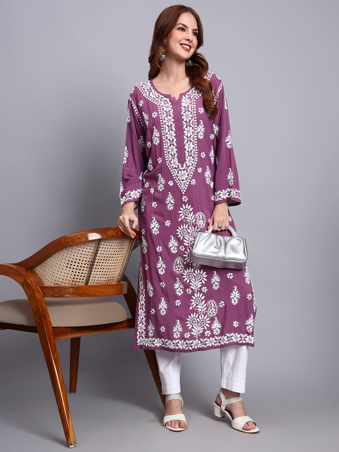 Women Hand Embroidered Chikankari Modal Straight Kurta-AL4042 Violet
