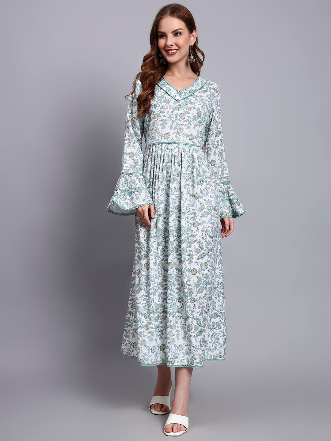 Women Floral Printed Rayon Jalabiya with Flared Sleeves & V-Neckline-AL4011 Green