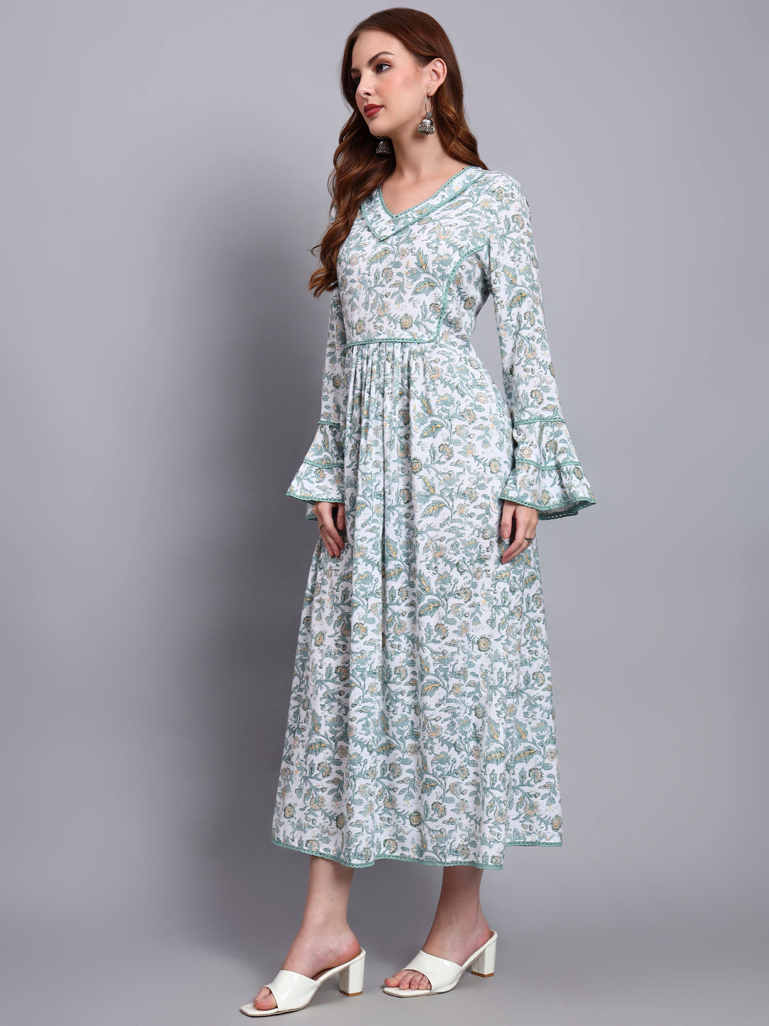 Women Floral Printed Rayon Jalabiya with Flared Sleeves & V-Neckline-AL4011 Green