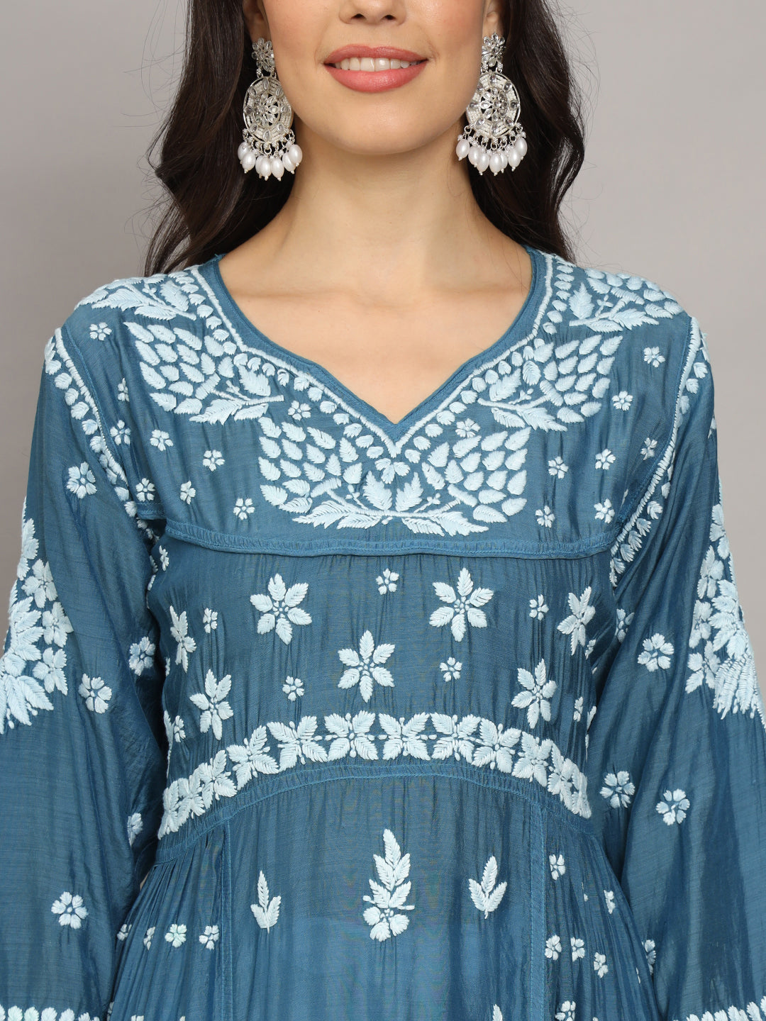 Women Hand Embroidered Chikankari Muslin Jalabiyas-AL4044 Teal