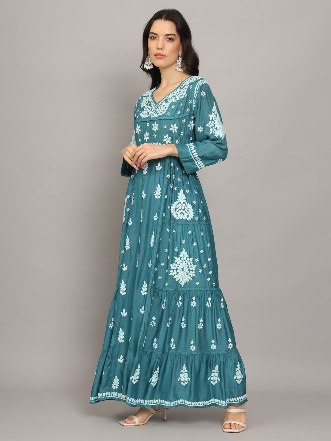 Women Hand Embroidered Chikankari Muslin Jalabiyas-AL4044 Green