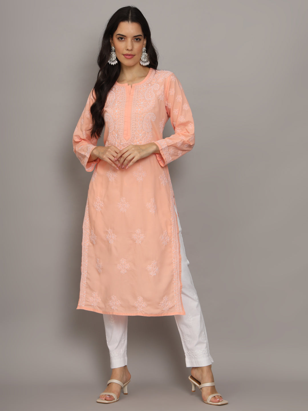 Women Hand Embroidered Chikankari Cotton Kurta-AL4043 Lavender