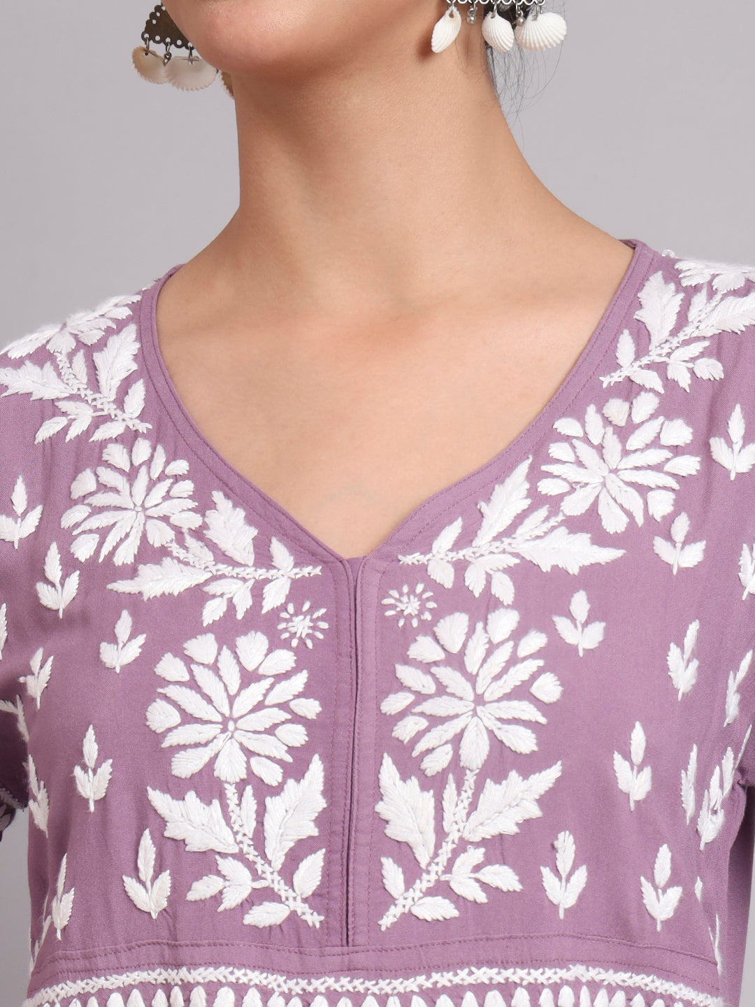 Women Hand Embroidered Lucknowi Chikankari Rayon Kurta Set-AL4077KS Mauve