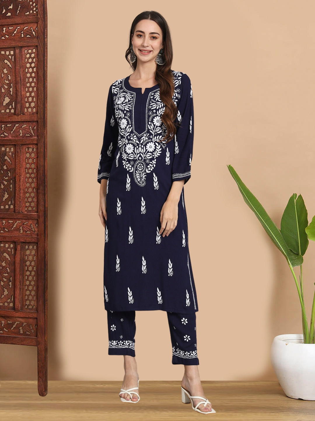 Women Hand Embroidered Chikankari Rayon Kurta set-AL3451KS Navy
