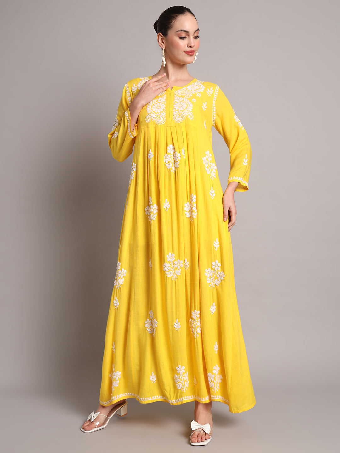Hand Embroidered Chikankari A-Line Gathering Pattern Rayon Jalabiya-AL4012