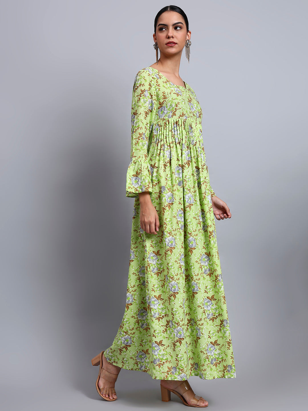 Women Green Floral Printed Cotton Jalabiya with Flared Sleeves & Round Neckline-AL4045 Parrotgreen