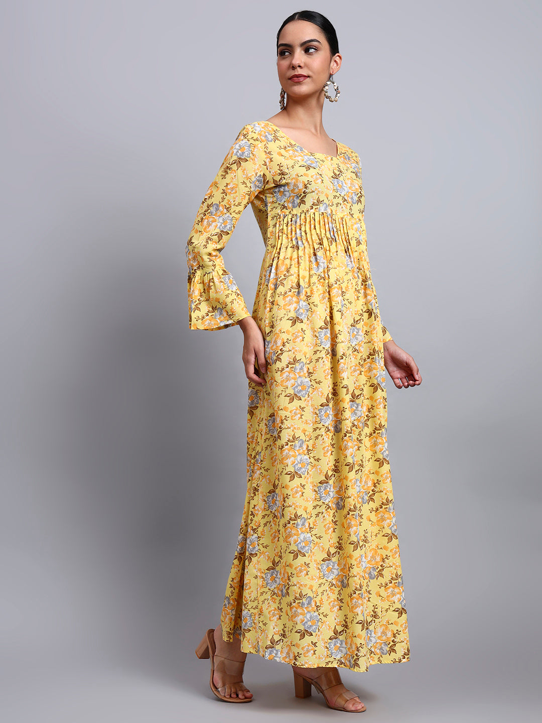 Women Green Floral Printed Cotton Jalabiya with Flared Sleeves & Round Neckline-AL4045 Yellow