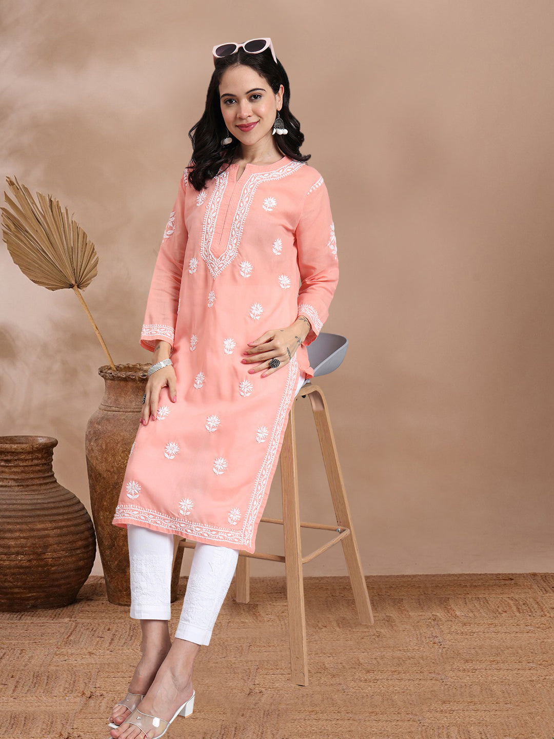 Women Hand Embroidered Chikankari Cotton Kurta-AL3999 Peach