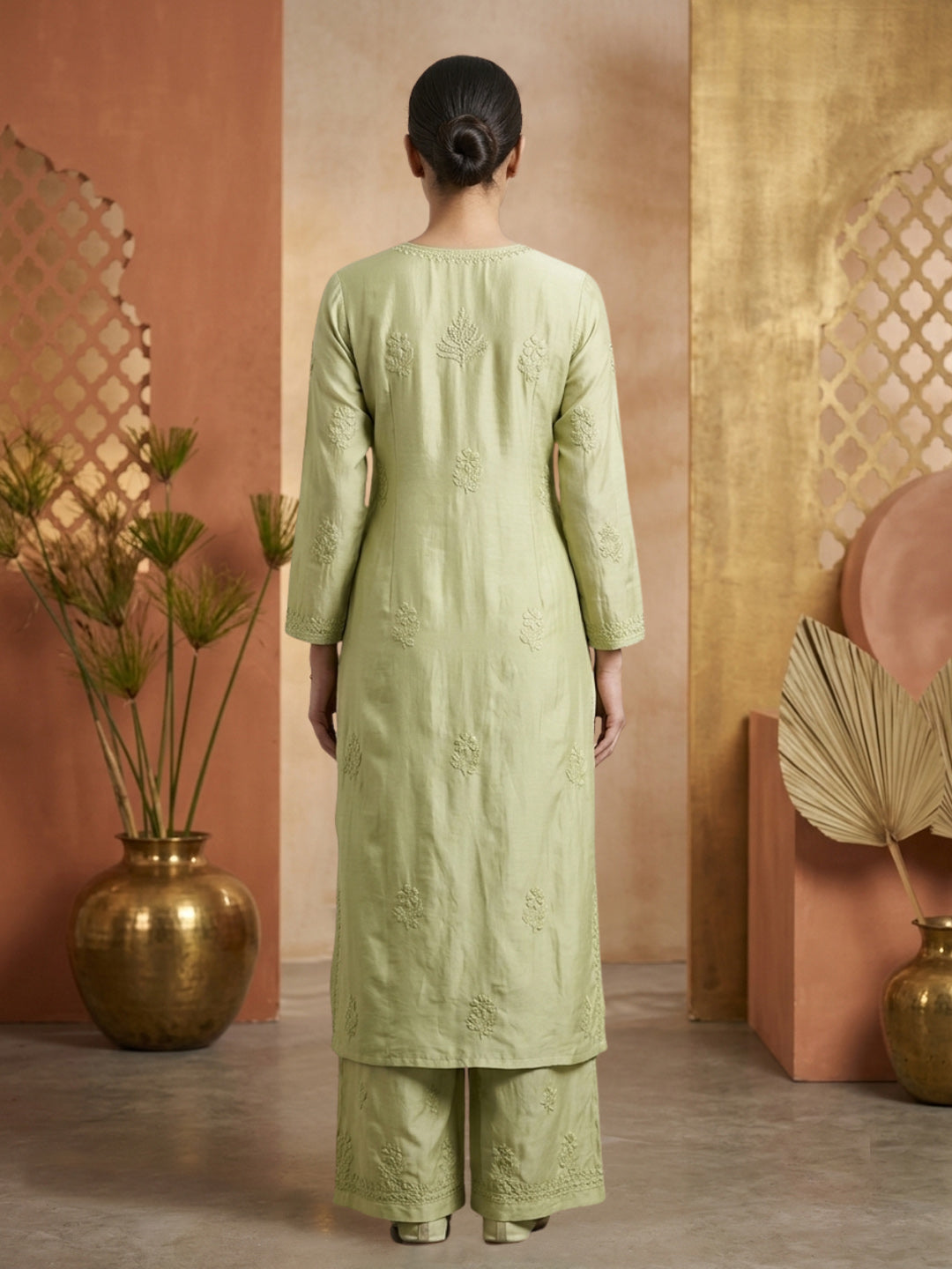 Women Hand Embroidered Chikankari Muslin Kurta Set-AL4118KS Olive