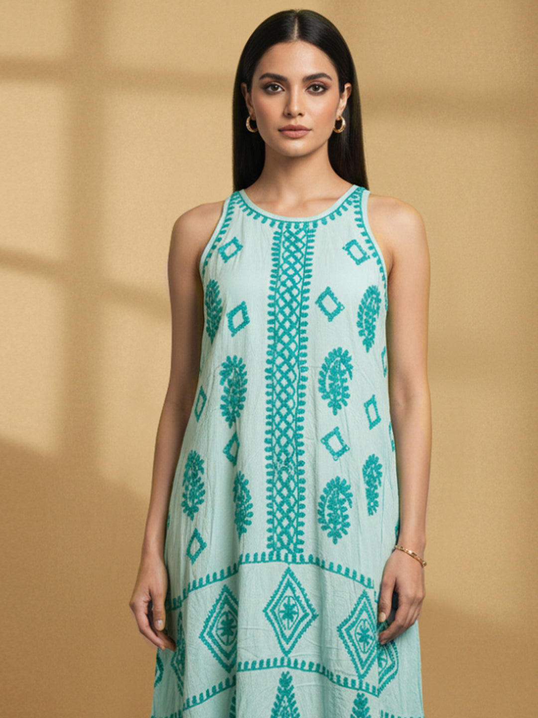 Hand Embroidered Chikankari Modal Kaftan-AL3605C