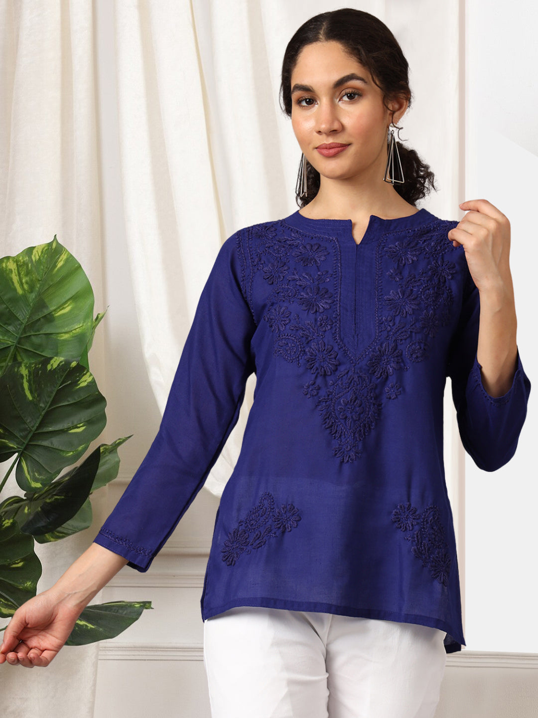 Hand Embroidered Chikankari Cotton Straight Kurti-AL3405