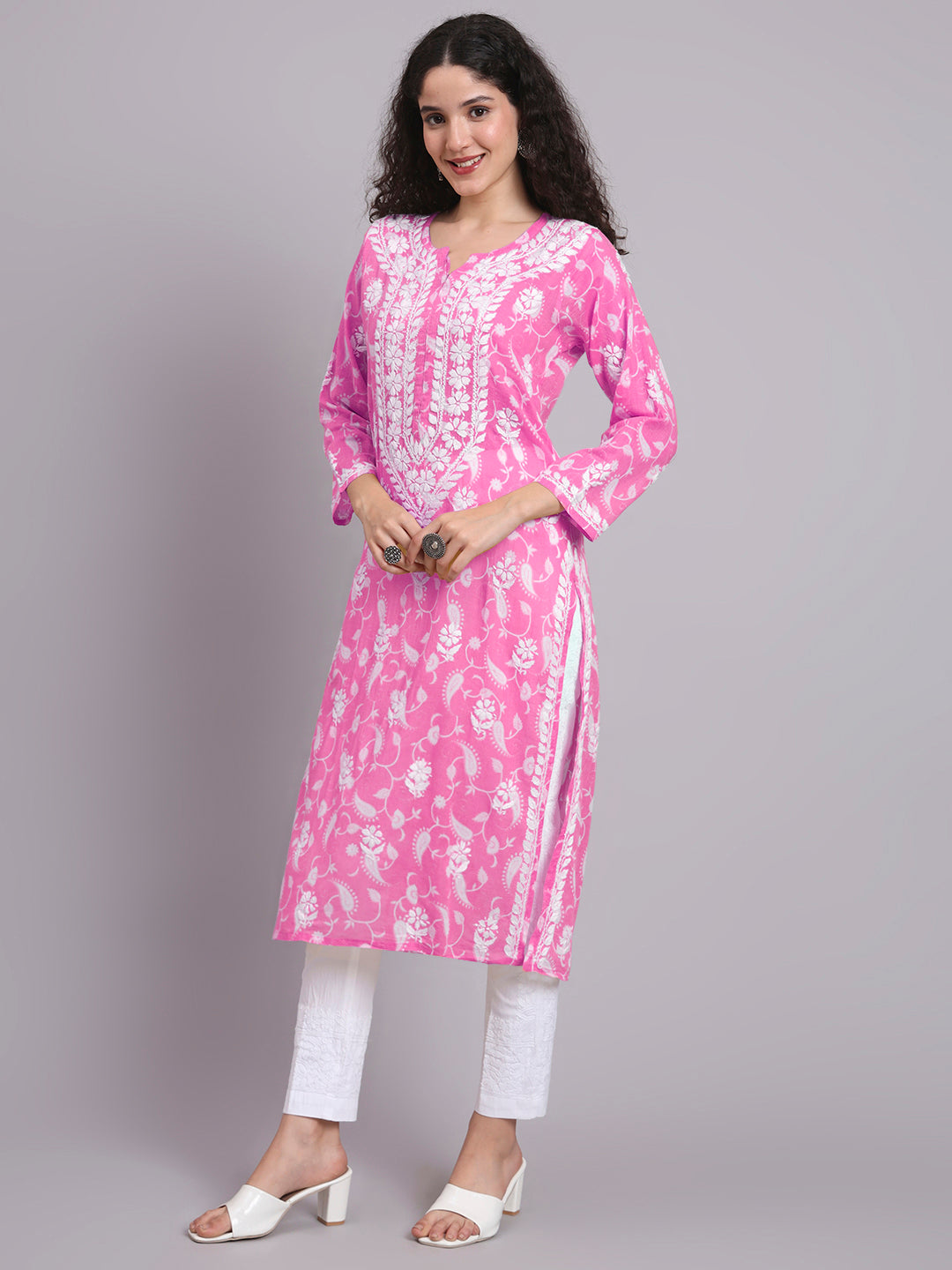 Women Hand Embroidered Chikankari Mul Printed Cotton Kurta-AL4072 Pink