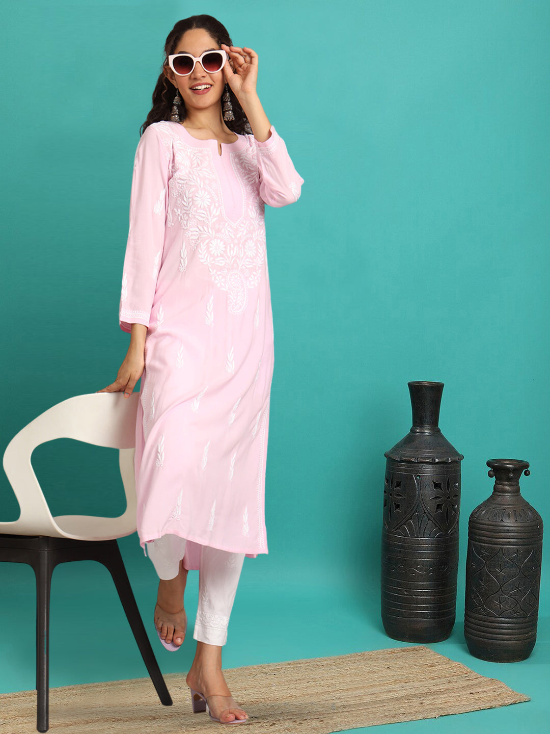 Hand Embroidered Chikankari Rayon Straight Kurta-AL3451 Pink