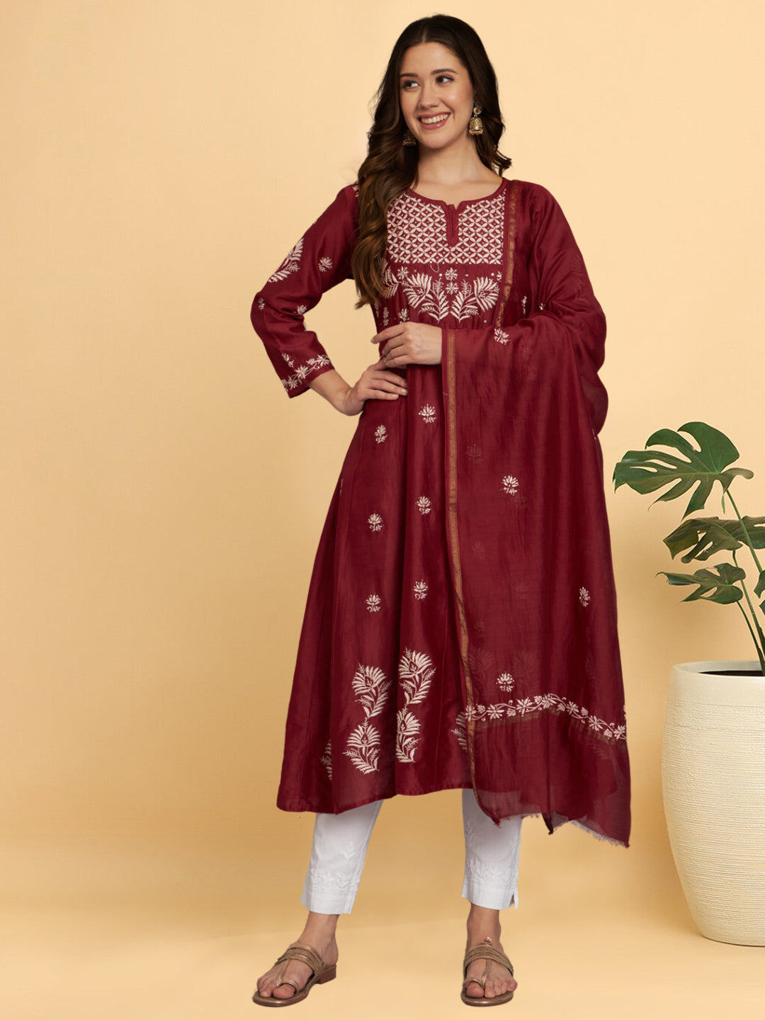 Hand embroidered Chikankari Chanderi Cotton Kurta Set and Dupatta with Mukaish AL3665KS