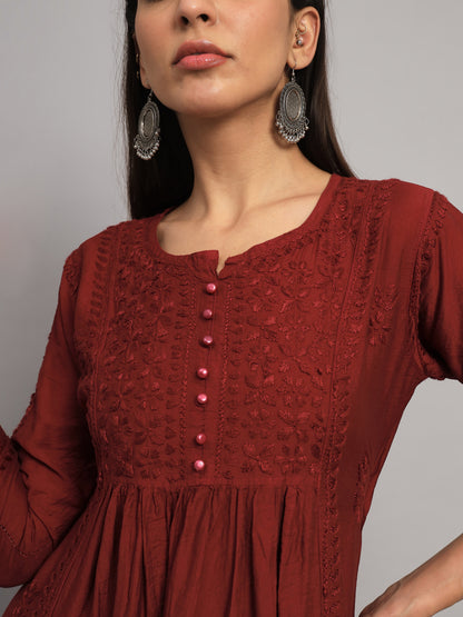 Hand embroidered floral pleated chikankari kurta AL3608