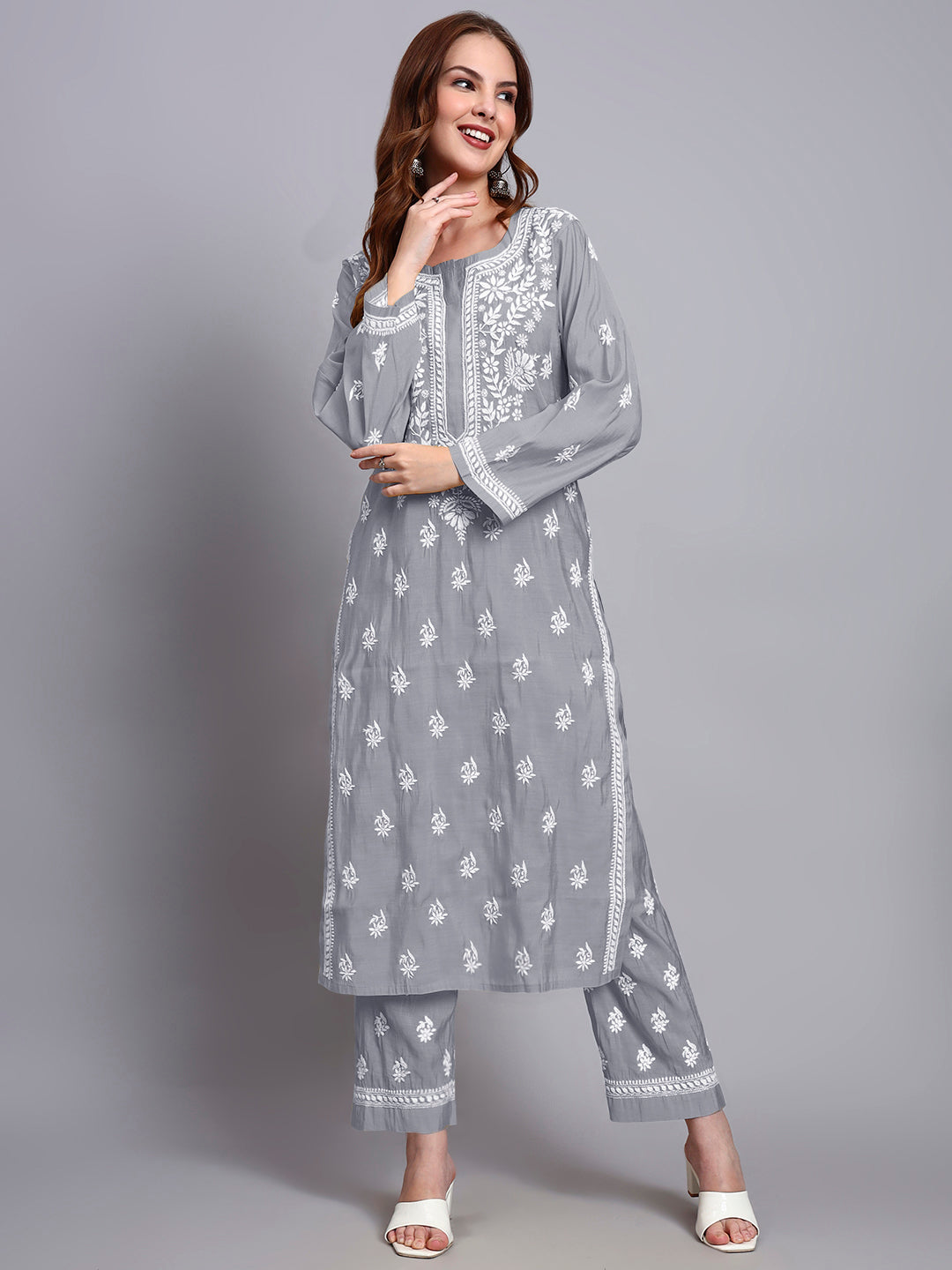 Women Hand Embroidered Chikankari Chanderi Kurta Set-AL4089KS Grey
