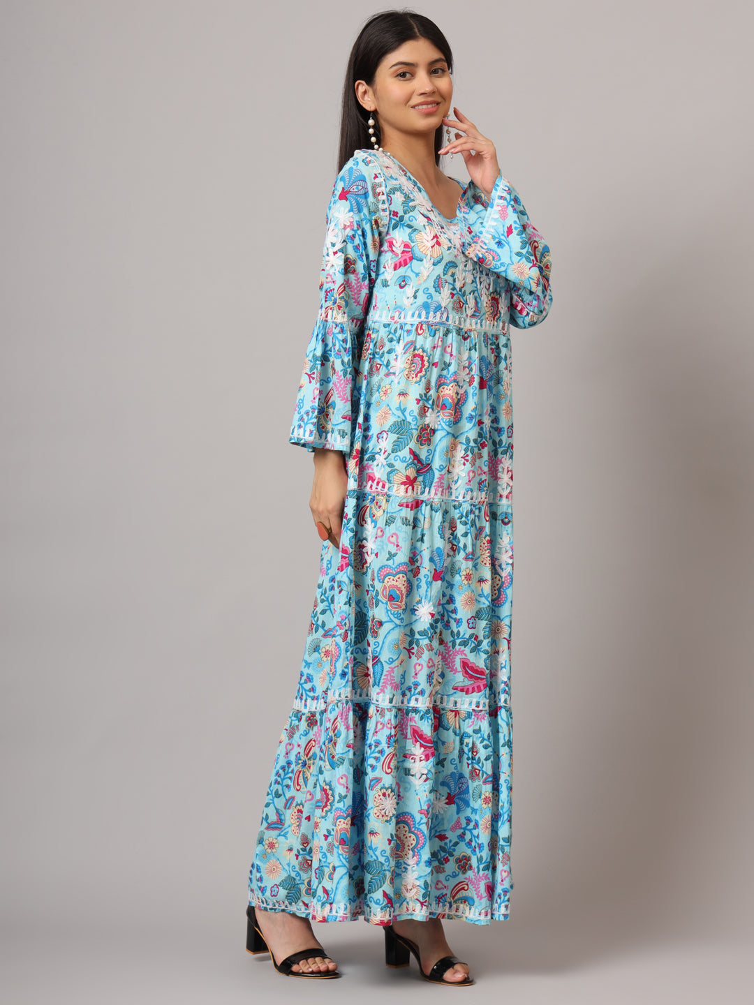 Hand Embroidered Chikankari A-Line Gathering Pattern Mulmul Cotton Jalabiya-AL3673 Blue & Pink
