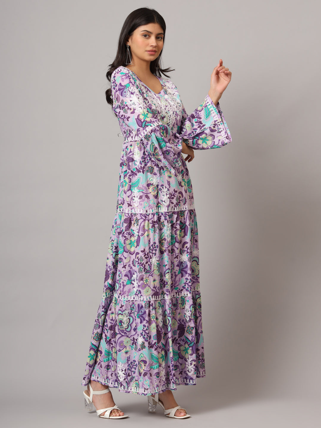 Hand Embroidered Chikankari A-Line Gathering Pattern Mulmul Cotton Jalabiya-AL3673 Lavender & White
